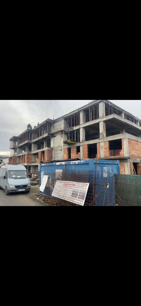 Titan, sector 3, Bucuresti, apartament 50 mp locuibil, terasa 9 mp.